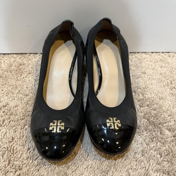 Tory Burch Shoes Womens Size 9.5 Black Amy Pump Cap Toe Block Heel Logo - Picture 2 of 13